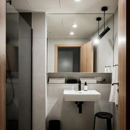 Lägenhet Residence U Zvonu Deluxe Apartments *