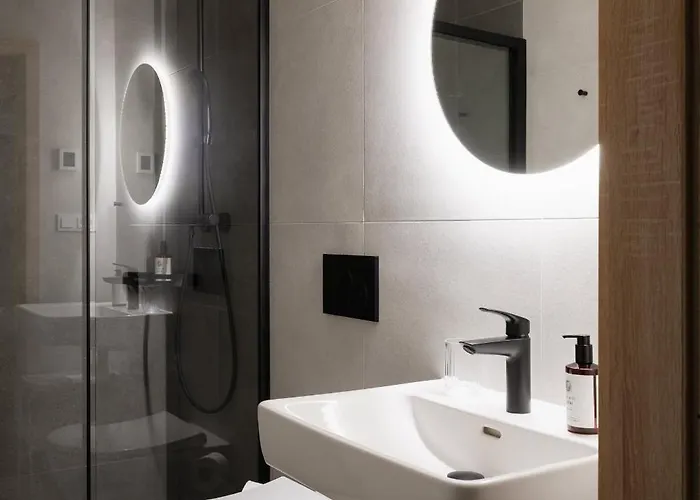 U Zvonu Deluxe With Self Check-in Lägenhet Prag
