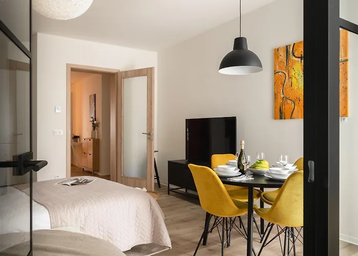 U Zvonu Deluxe With Self Check-in Prag